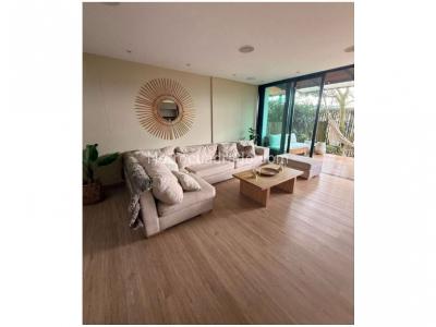 Casa de 3 alcobas en venta en Loma El Atravesado, Envigado, 270 m² · foto 5 de 20