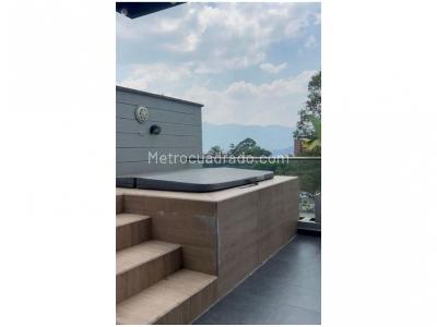 Casa de 3 alcobas en venta en Loma El Atravesado, Envigado, 270 m² · foto 18 de 20