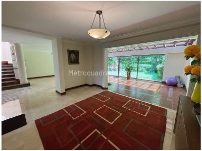 Casa de 3 alcobas en venta en El Poblado, Medellín, 257 m² · foto 16 de 20
