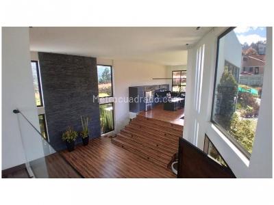 Casa de 3 alcobas en venta en El Escobero, Envigado, 680 m² · foto 2 de 12