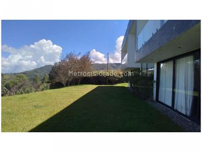 Casa de 3 alcobas en venta en El Escobero, Envigado, 680 m² · foto 6 de 12