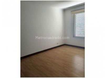 Casa de 5 alcobas en venta en Loma De Los Bernal, Medellín, 180 m² · foto 17 de 20