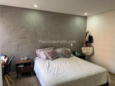 Apartamento en venta en Loma De Las Brujas, Envigado · foto 5 de 6