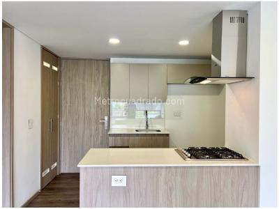 Apartamento de 1 alcoba en venta en Llanogrande, Rionegro, 55 m² · foto 3 de 11
