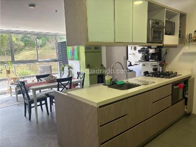 Apartamento de 2 alcobas en venta en Llano Grande, Rionegro, 97 m² · foto 7 de 10