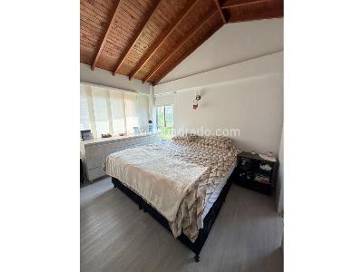 Apartamento de 3 alcobas en venta en Loma De Las Brujas, Envigado, 110 m² · foto 3 de 8