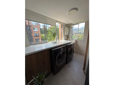 Apartamento de 3 alcobas en venta en Loma De Las Brujas, Envigado, 110 m² · foto 6 de 8
