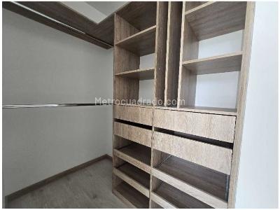 Apartamento de 3 alcobas en venta en Suramerica, Itagüí, 82 m² · foto 13 de 19