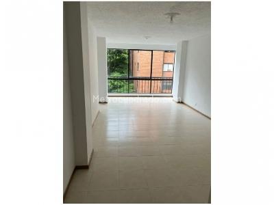 Apartamento en venta en Loma Del Escobero, Envigado · foto 4 de 18