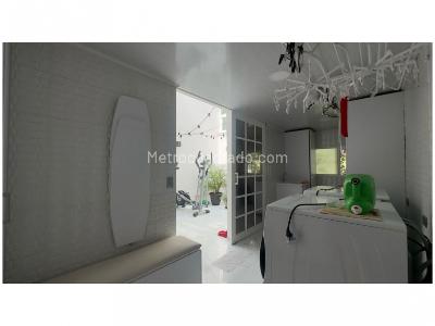 Casa de 3 alcobas en venta en El Trianon, Envigado, 200 m² · foto 13 de 20