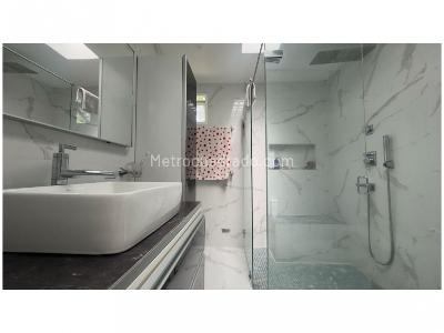 Casa de 3 alcobas en venta en El Trianon, Envigado, 200 m² · foto 17 de 20
