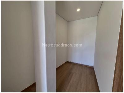Casa de 4 alcobas en venta en Llanogrande, Rionegro, 300 m² · foto 18 de 20