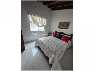 Casa de 5 alcobas en venta en Laureles, Medellín, 212 m² · foto 20 de 20