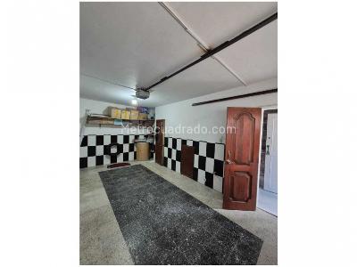Casa de 5 alcobas en venta en Laureles, Medellín, 212 m² · foto 9 de 20