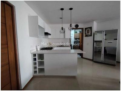 Apartamento de 3 alcobas en venta en Las Lomitas, Sabaneta, 121 m² · foto 6 de 19