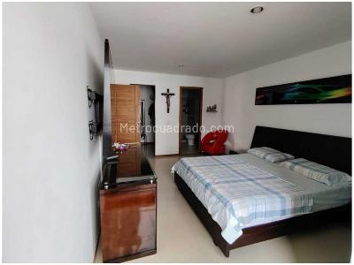 Apartamento de 3 alcobas en venta en Las Lomitas, Sabaneta, 121 m² · foto 14 de 19