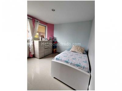 Apartamento de 3 alcobas en venta en Las Lomitas, Sabaneta, 121 m² · foto 15 de 19