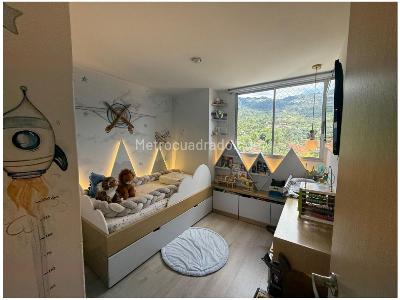 Apartamento en venta en Loma Del Esmeraldal, Envigado · foto 9 de 20