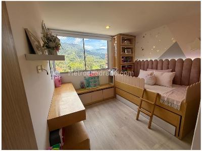 Apartamento en venta en Loma Del Esmeraldal, Envigado · foto 10 de 20