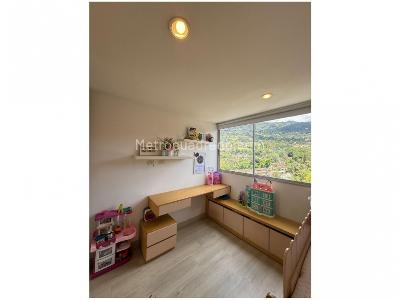 Apartamento en venta en Loma Del Esmeraldal, Envigado · foto 17 de 20
