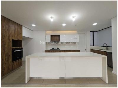 Apartamento de 3 alcobas en venta en Santa Maria De Los Angeles, Medellín, 205 m² · foto 9 de 12