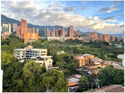 Apartamento de 3 alcobas en venta en Loma De Los Parra, Medellín, 68 m² · foto 3 de 18