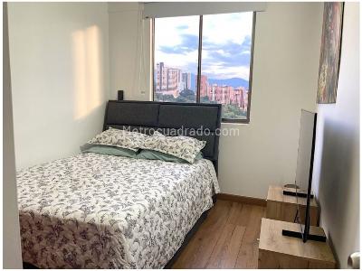 Apartamento de 3 alcobas en venta en Loma De Los Parra, Medellín, 68 m² · foto 7 de 18