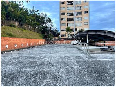 Apartamento de 3 alcobas en venta en Loma De Los Parra, Medellín, 68 m² · foto 18 de 18