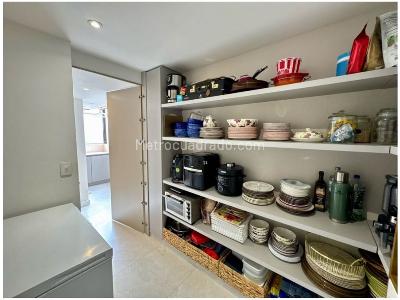 Apartamento de 3 alcobas en venta en San Lucas, Medellín, 180 m² · foto 13 de 20