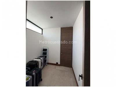 Apartamento de 3 alcobas en venta en San Lucas, Medellín, 130 m² · foto 13 de 16