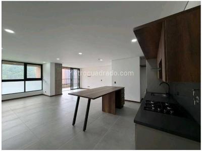 Apartamento de 2 alcobas en venta en Altos Del Poblado, Medellín, 142 m² · foto 7 de 11
