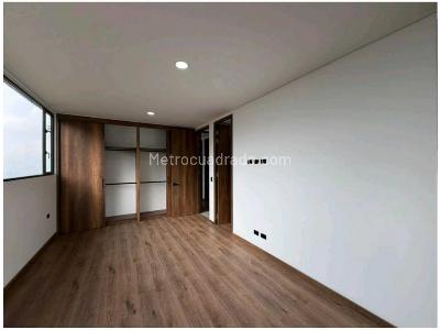 Apartamento de 2 alcobas en venta en Altos Del Poblado, Medellín, 142 m² · foto 9 de 11