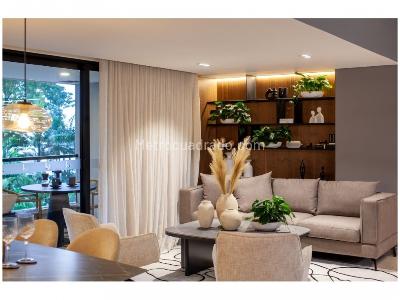 Apartamento en venta en Altos Del Poblado, Medellín · foto 5 de 8