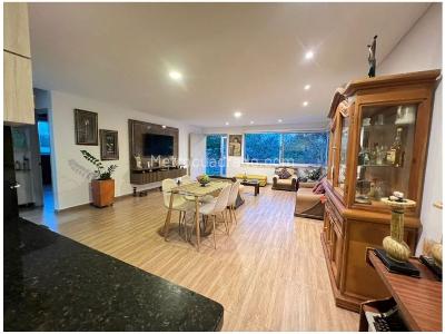Casa de 3 alcobas en venta en Loma De Las Brujas, Envigado, 145 m² · foto 9 de 14