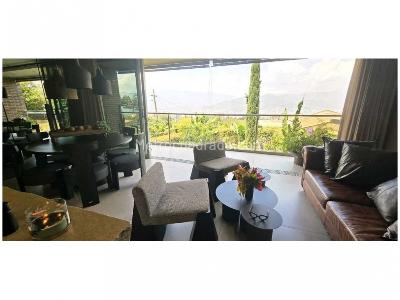 Casa de 3 alcobas en venta en San Lucas, Envigado, 240 m² · foto 2 de 20
