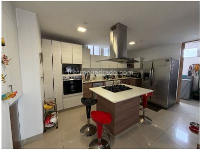 Apartamento en venta en Santa Maria De Los Angeles, Medellín · foto 3 de 12