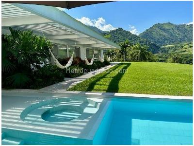 Casa de 4 alcobas en venta en Alto De Las Palmas, Envigado, 820 m² · foto 2 de 16