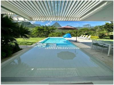 Casa de 4 alcobas en venta en Alto De Las Palmas, Envigado, 820 m² · foto 3 de 16