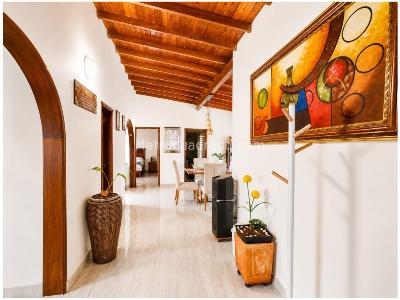 Apartamento de 2 alcobas en venta en Laureles, Medellín, 163 m² · foto 3 de 14