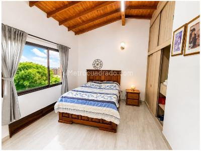 Apartamento de 2 alcobas en venta en Laureles, Medellín, 163 m² · foto 11 de 14