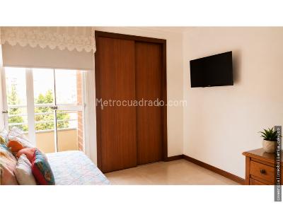 Apartamento de 3 alcobas en venta en Loma De Los Bernal, Medellín, 90 m² · foto 17 de 17