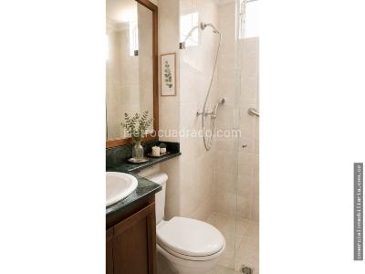 Apartamento de 3 alcobas en venta en Loma De Los Bernal, Medellín, 90 m² · foto 14 de 17