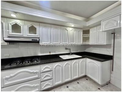 Apartamento de 3 alcobas en venta en El Tesoro, Medellín, 165 m² · foto 10 de 20