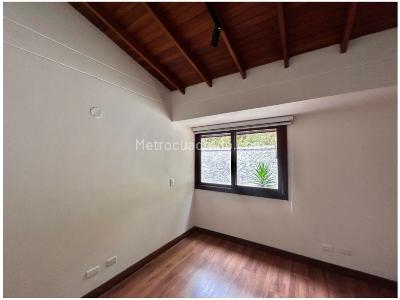 Apartamento de 3 alcobas en venta en El Tesoro, Medellín, 165 m² · foto 14 de 20