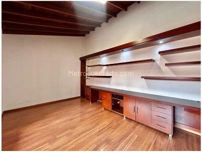 Apartamento de 3 alcobas en venta en El Tesoro, Medellín, 165 m² · foto 18 de 20