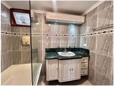 Apartamento de 3 alcobas en venta en El Tesoro, Medellín, 165 m² · foto 19 de 20