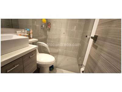 Apartamento de 2 alcobas en venta en Castropol, Medellín, 90 m² · foto 4 de 6
