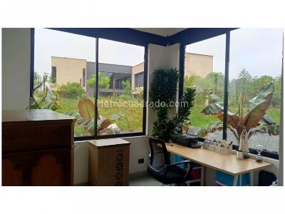 Casa de 3 alcobas en venta en Alto Del Escobero, Envigado, 260 m² · foto 10 de 18