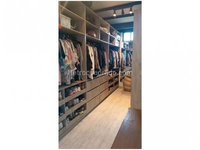 Casa de 3 alcobas en venta en Alto Del Escobero, Envigado, 260 m² · foto 18 de 18