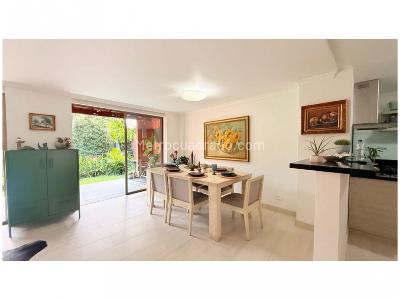 Casa de 3 alcobas en venta en Terrazina, Envigado, 220 m² · foto 3 de 20
